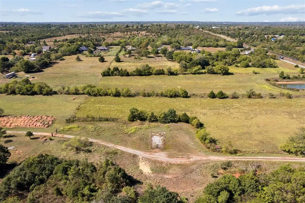 Photo 4 — 900 N Choctaw Road, Choctaw, OK 73020