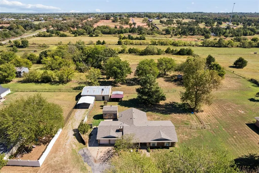 Photo 6 — 900 N Choctaw Road, Choctaw, OK 73020