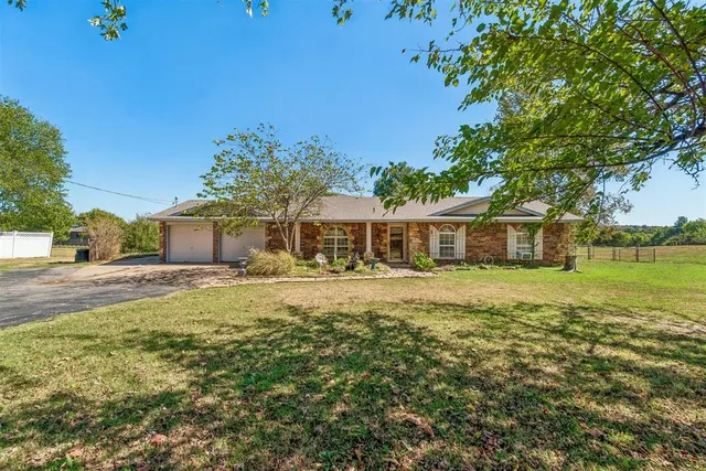 Photo 7 — 900 N Choctaw Road, Choctaw, OK 73020