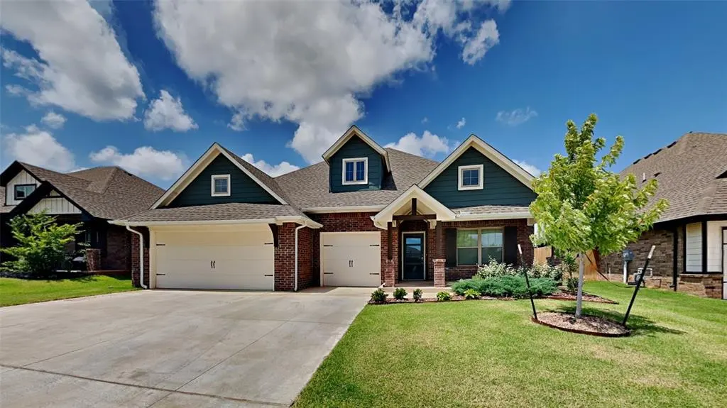 Front exterior — 18801 Grove Parkway, Edmond, OK 73012