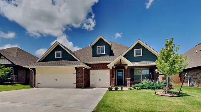 Photo 2 — 18801 Grove Parkway, Edmond, OK 73012