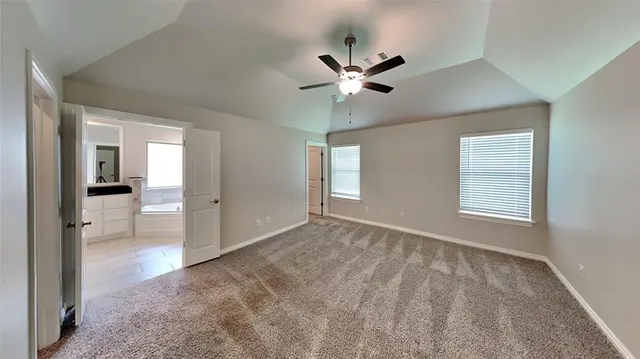 Photo 8 — 18801 Grove Parkway, Edmond, OK 73012
