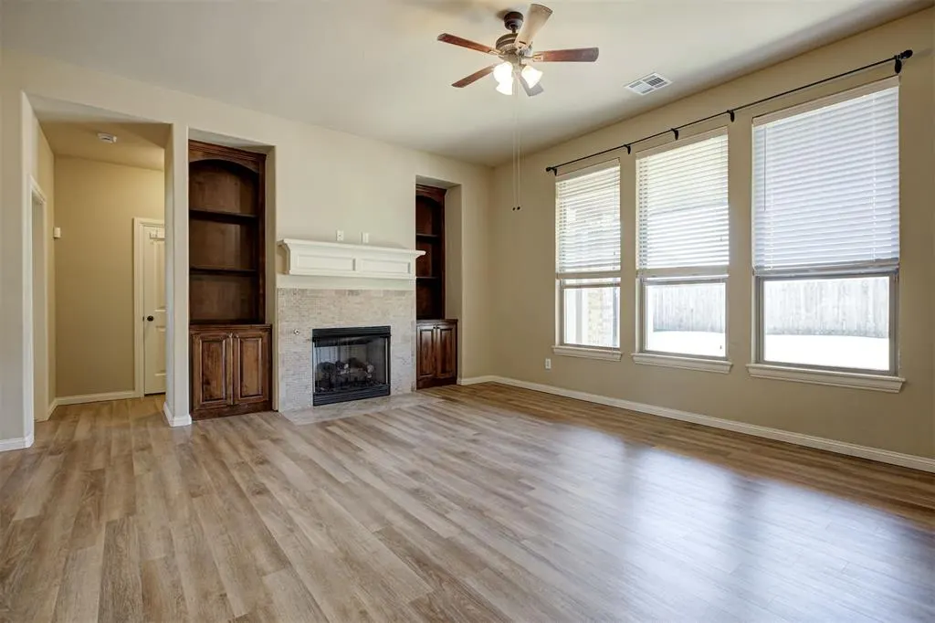 Photo 8 — 1301 Ridgeway Drive, Moore, OK 73160