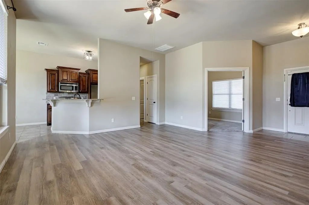 Photo 11 — 1301 Ridgeway Drive, Moore, OK 73160
