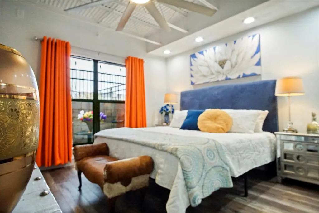 Photo 42 — 915 NW 7th Street 107, Oklahoma City, OK 73106