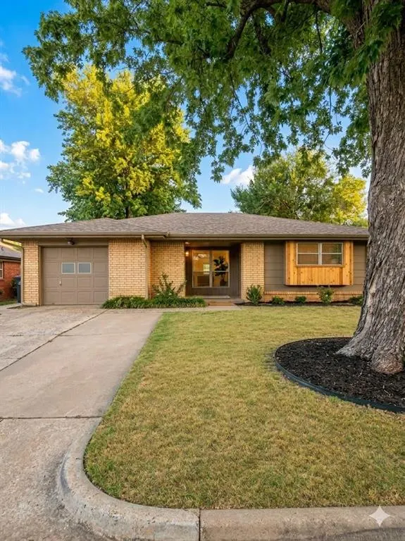 Front exterior — 1109 W Peebly Drive, Midwest City, OK 73110