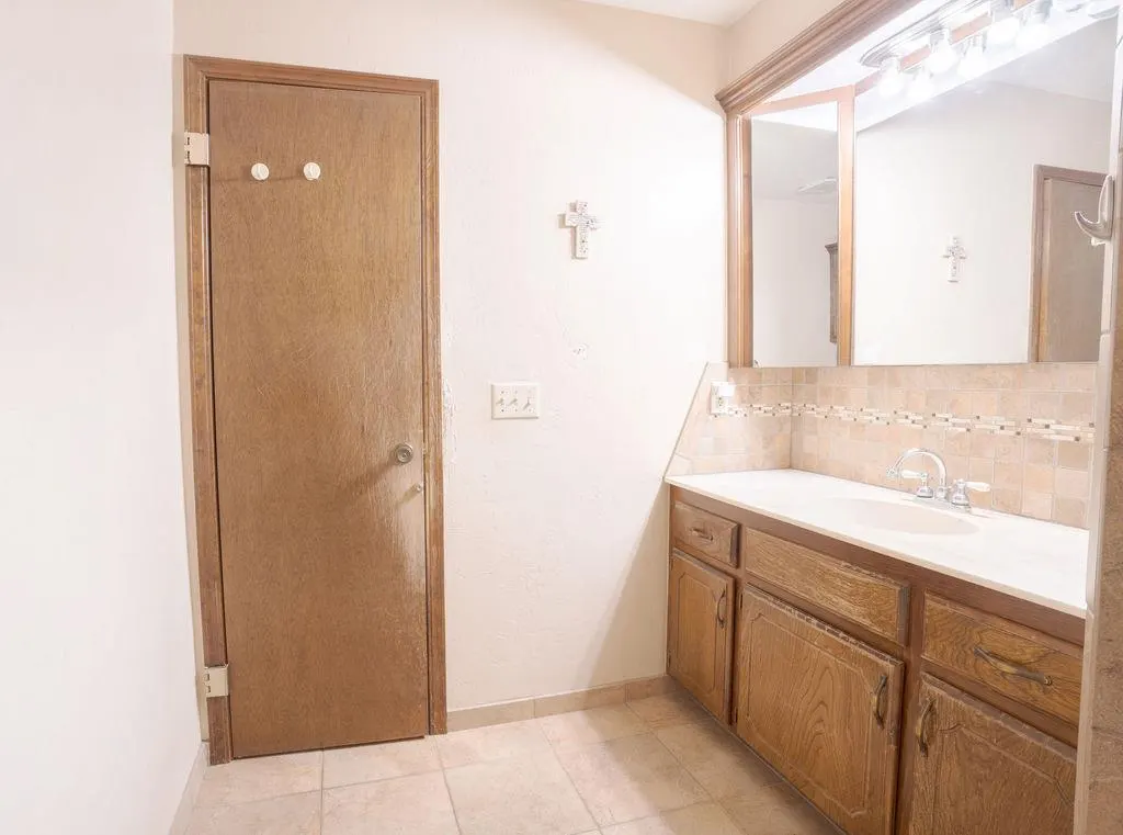 Photo 24 — 619 NW Jackson Avenue, Piedmont, OK 73078