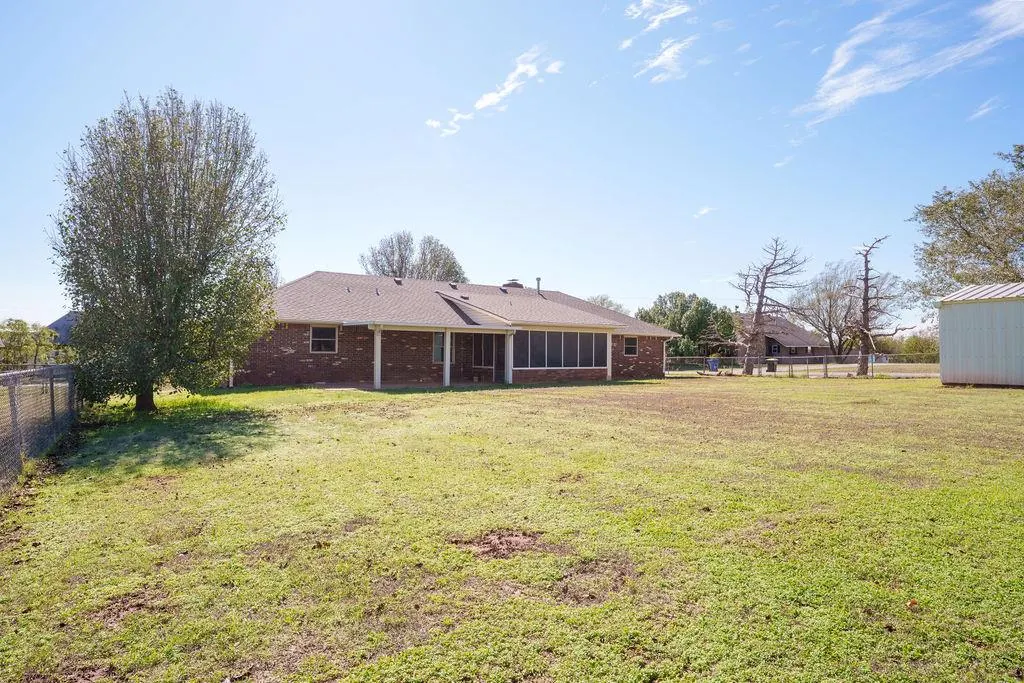 Photo 31 — 619 NW Jackson Avenue, Piedmont, OK 73078