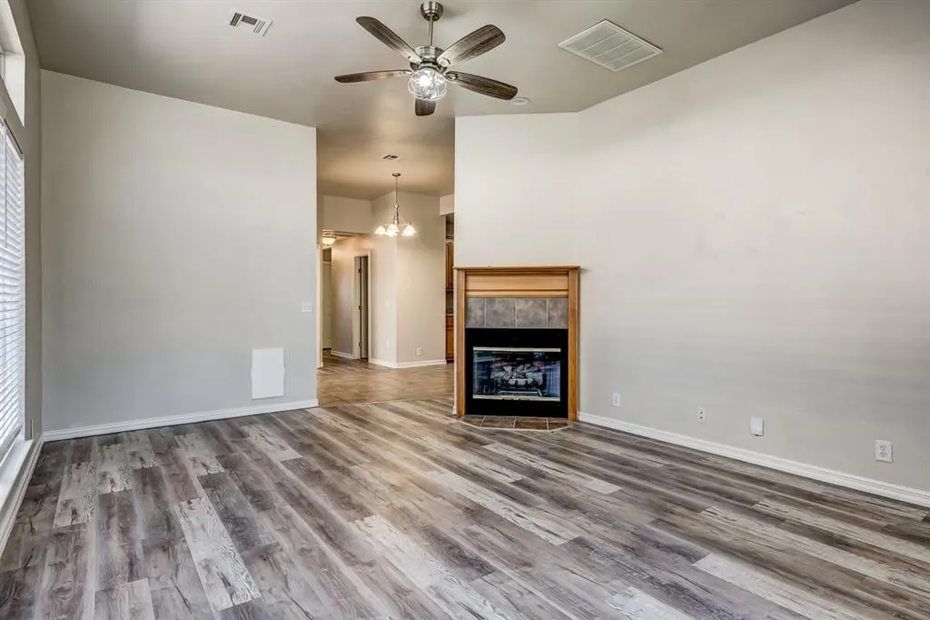 Photo 6 — 13412 Prairie View Lane, Oklahoma City, OK 73142