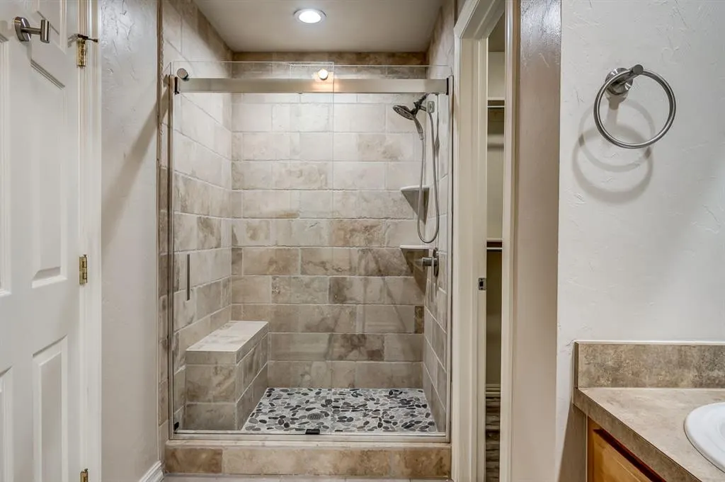 Photo 16 — 13412 Prairie View Lane, Oklahoma City, OK 73142