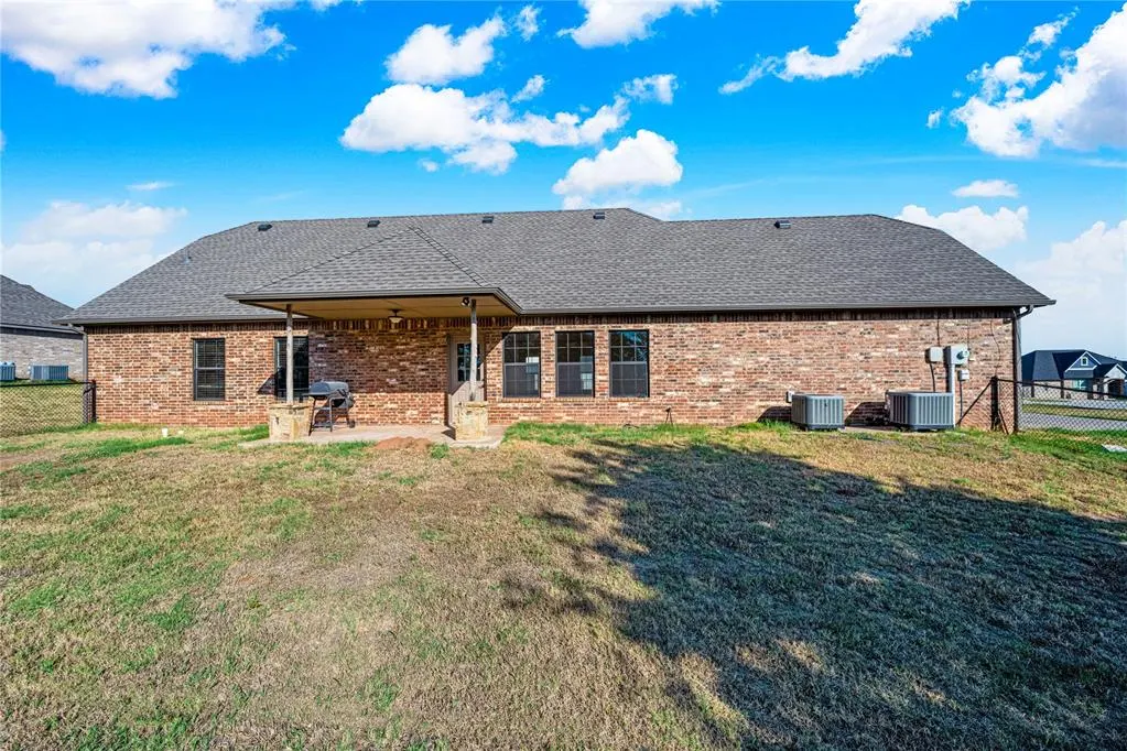 Photo 7 — 26805 Stirrup Court, Blanchard, OK 73010