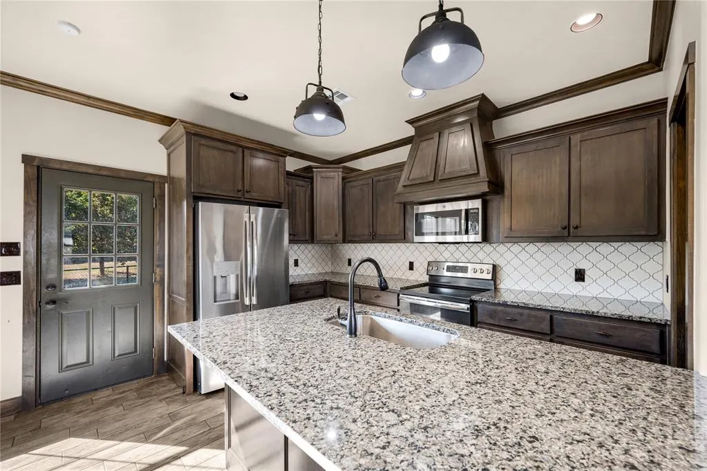 Photo 18 — 26805 Stirrup Court, Blanchard, OK 73010