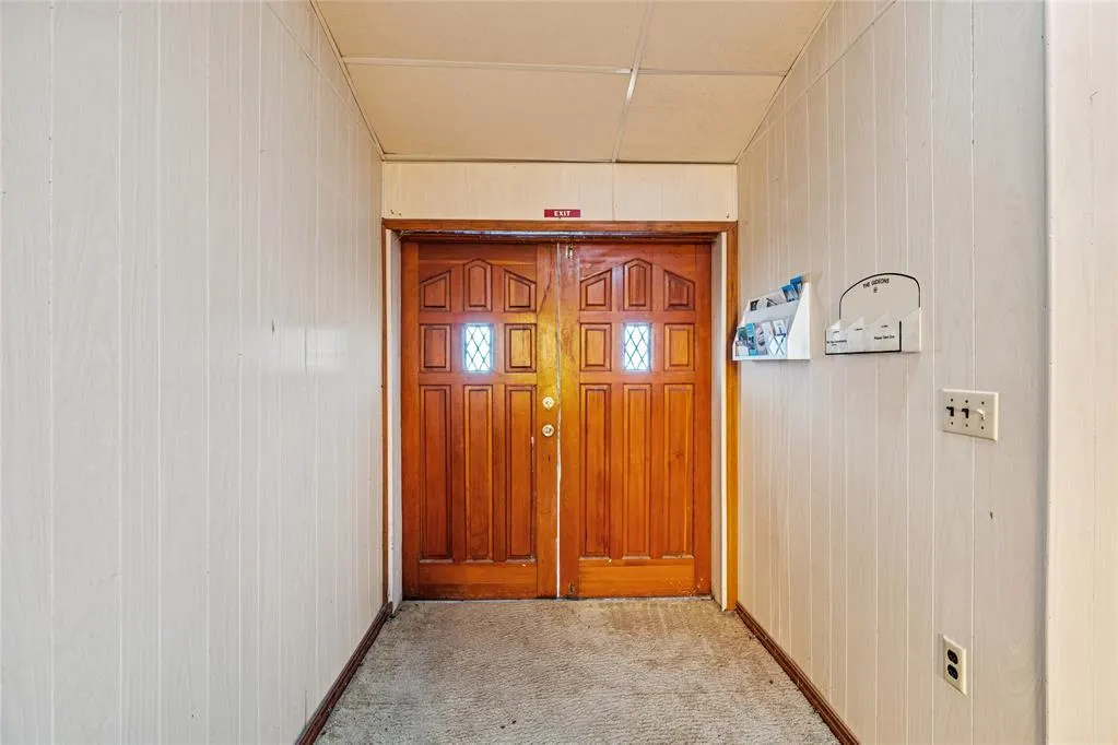 Photo 7 — 602 D Street, Snyder, OK 73566