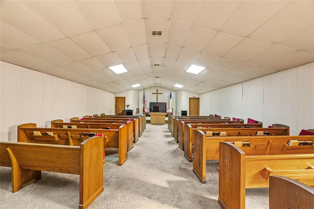 Photo 8 — 602 D Street, Snyder, OK 73566