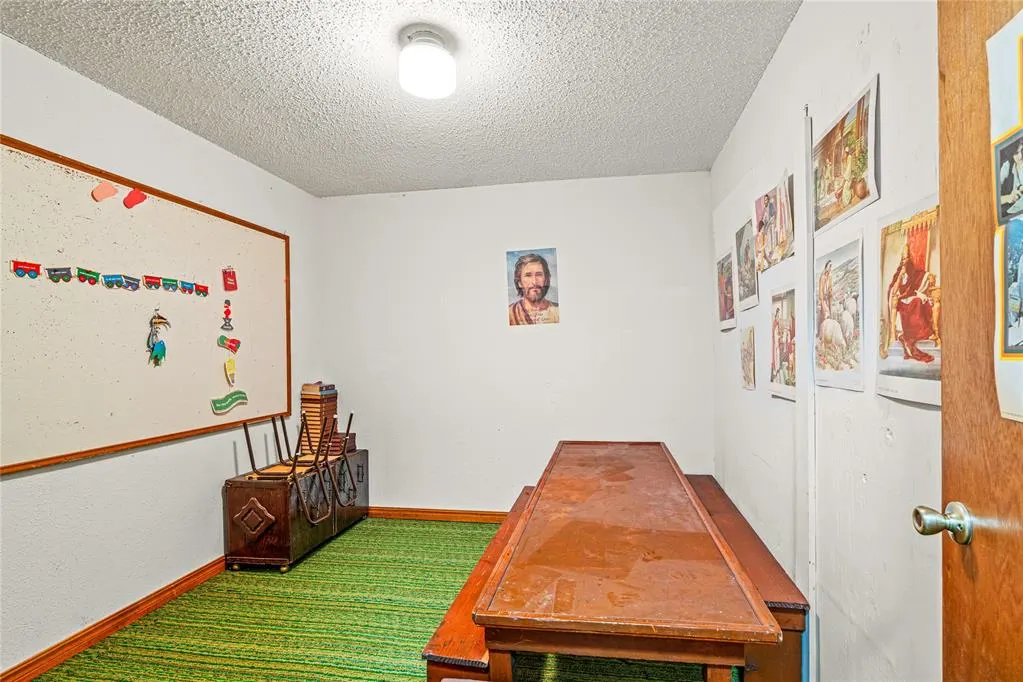 Photo 19 — 602 D Street, Snyder, OK 73566