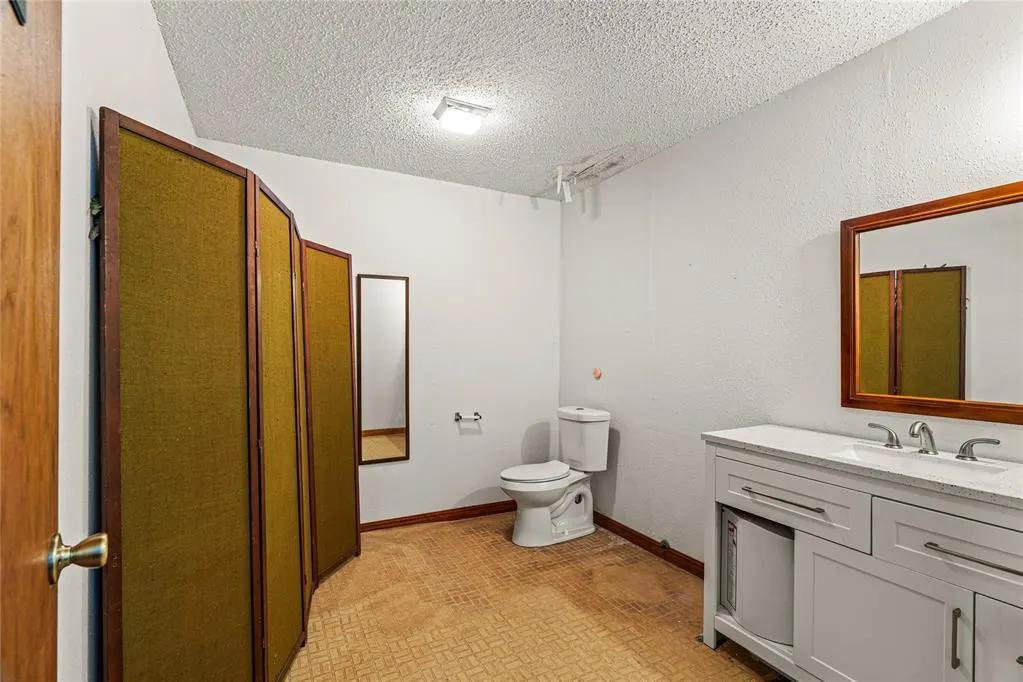 Photo 20 — 602 D Street, Snyder, OK 73566