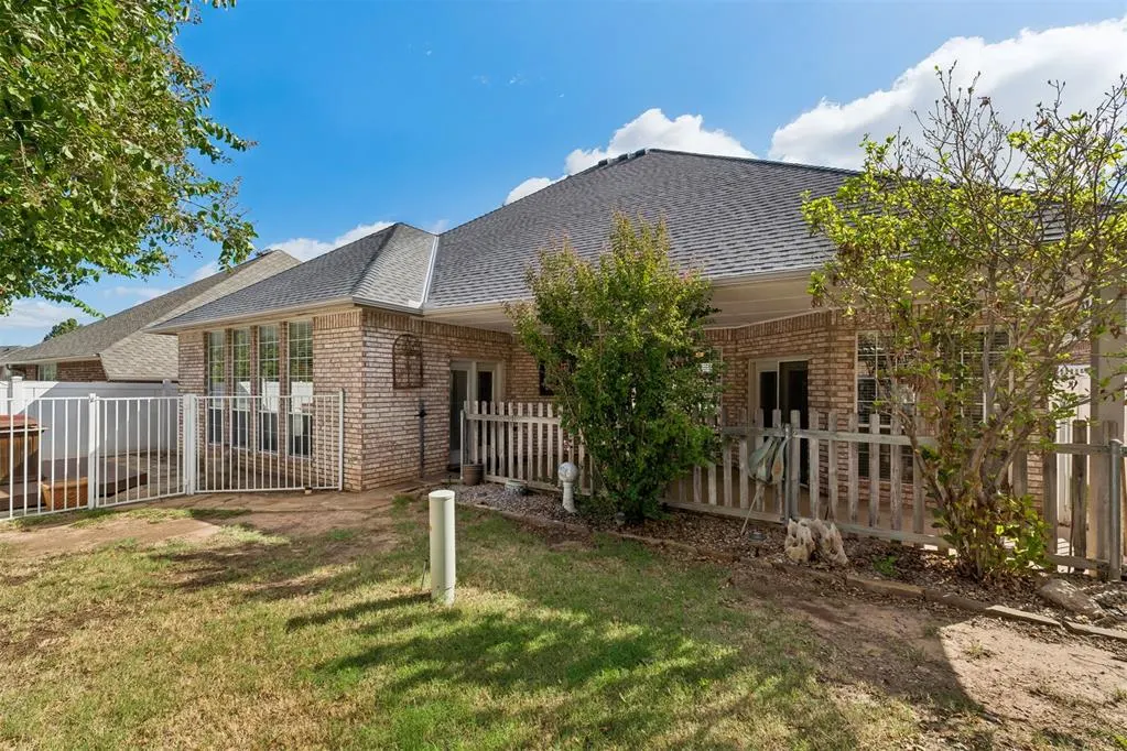 Photo 38 — 16701 Covington Manor, Edmond, OK 73012