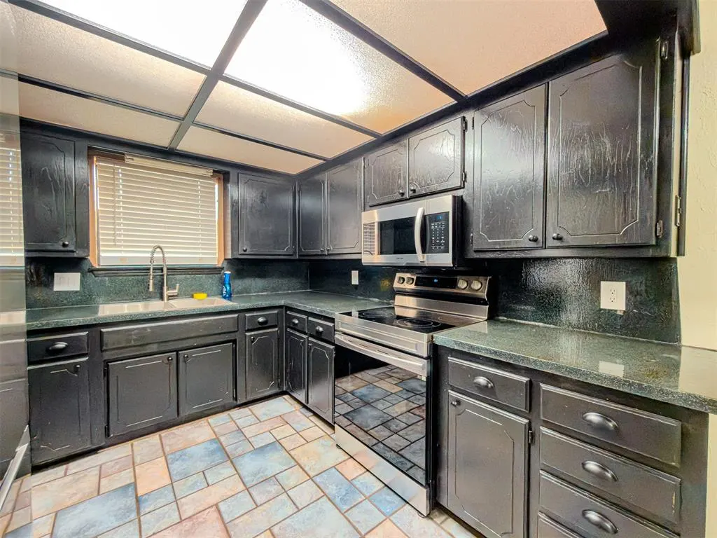 Photo 6 — 3308 S 25th Street, Chickasha, OK 73018