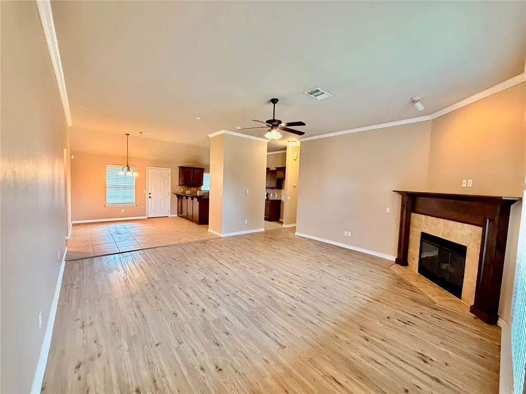 Photo 2 — 1628 Baycharter Street, Norman, OK 73071