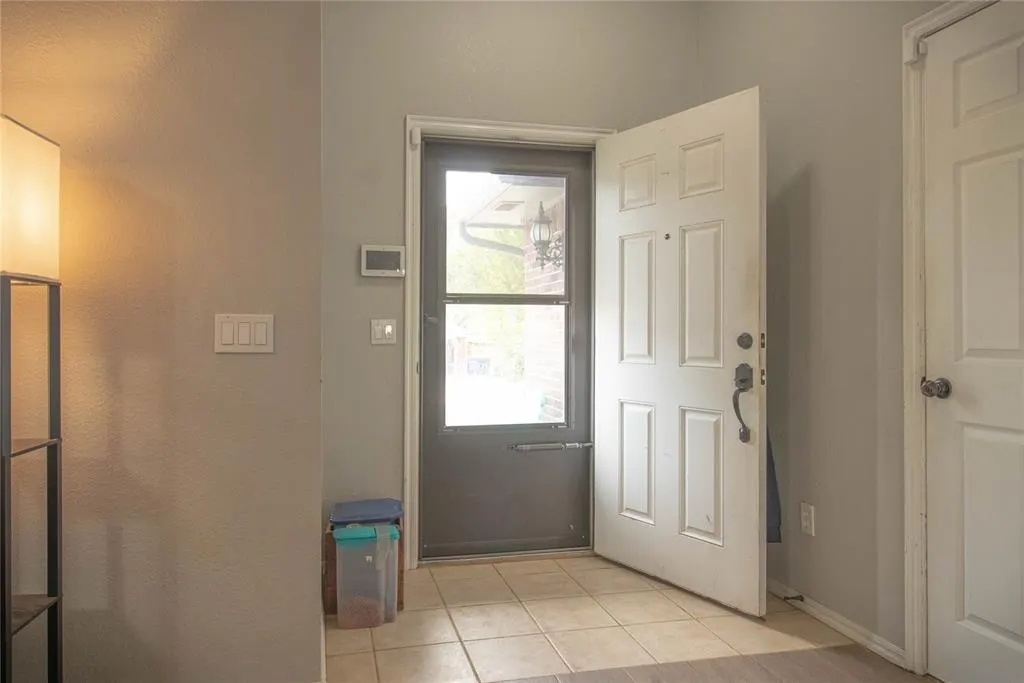 Photo 3 — 1117 Bald Eagle Court, Norman, OK 73072