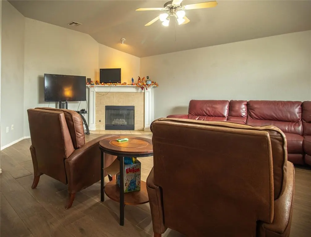 Photo 5 — 1117 Bald Eagle Court, Norman, OK 73072