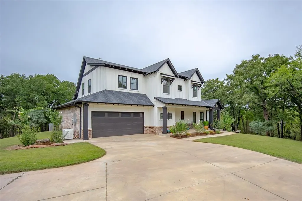 Photo 2 — 22595 N Triple Xxx Road, Luther, OK 73054