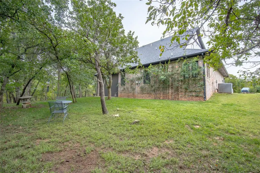 Photo 38 — 22595 N Triple Xxx Road, Luther, OK 73054