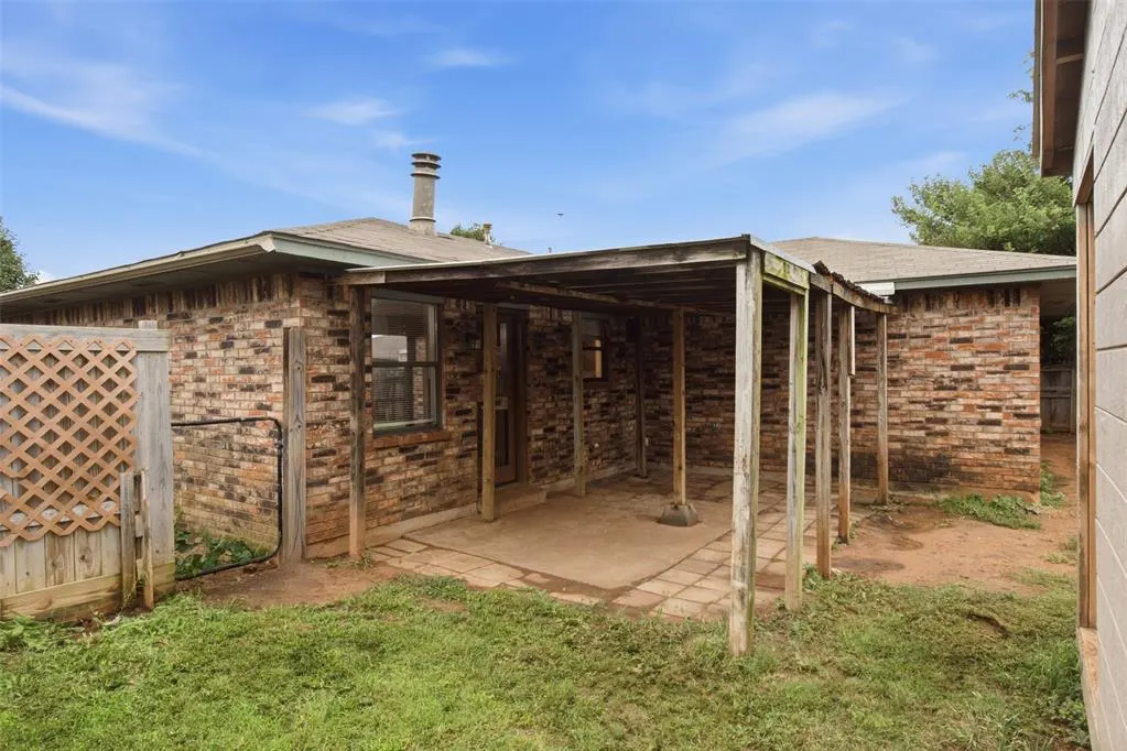 Photo 40 — 221 W Strasburg Way, Mustang, OK 73064