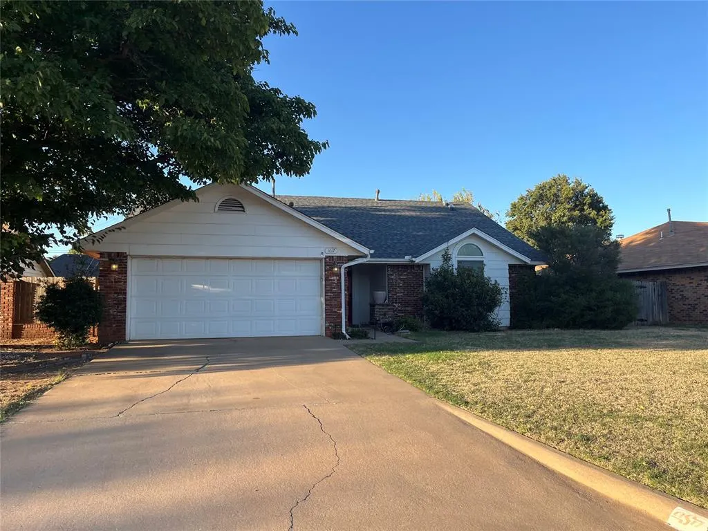 Front exterior — 1017 Ruth Road, Altus, OK 73521