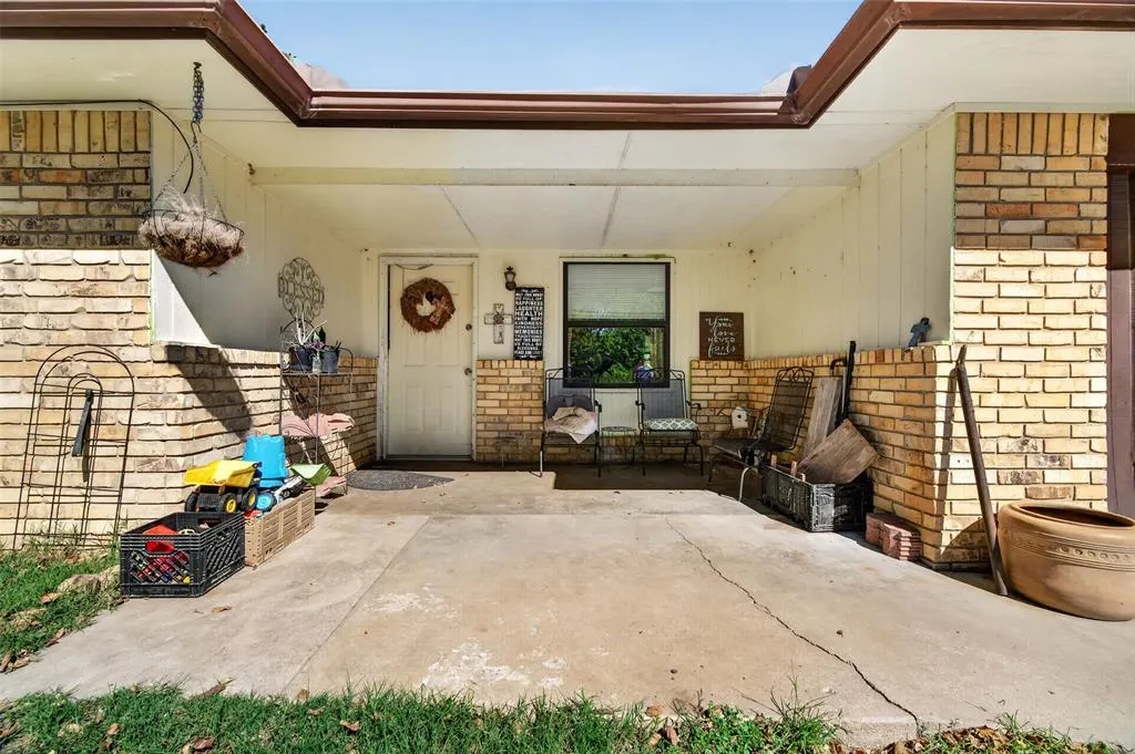 Photo 2 — 12400 County Road 1520, Ada, OK 74820