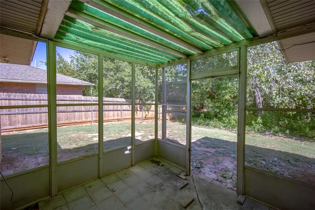 Photo 24 — 503 N 8th Street, Tecumseh, OK 74873