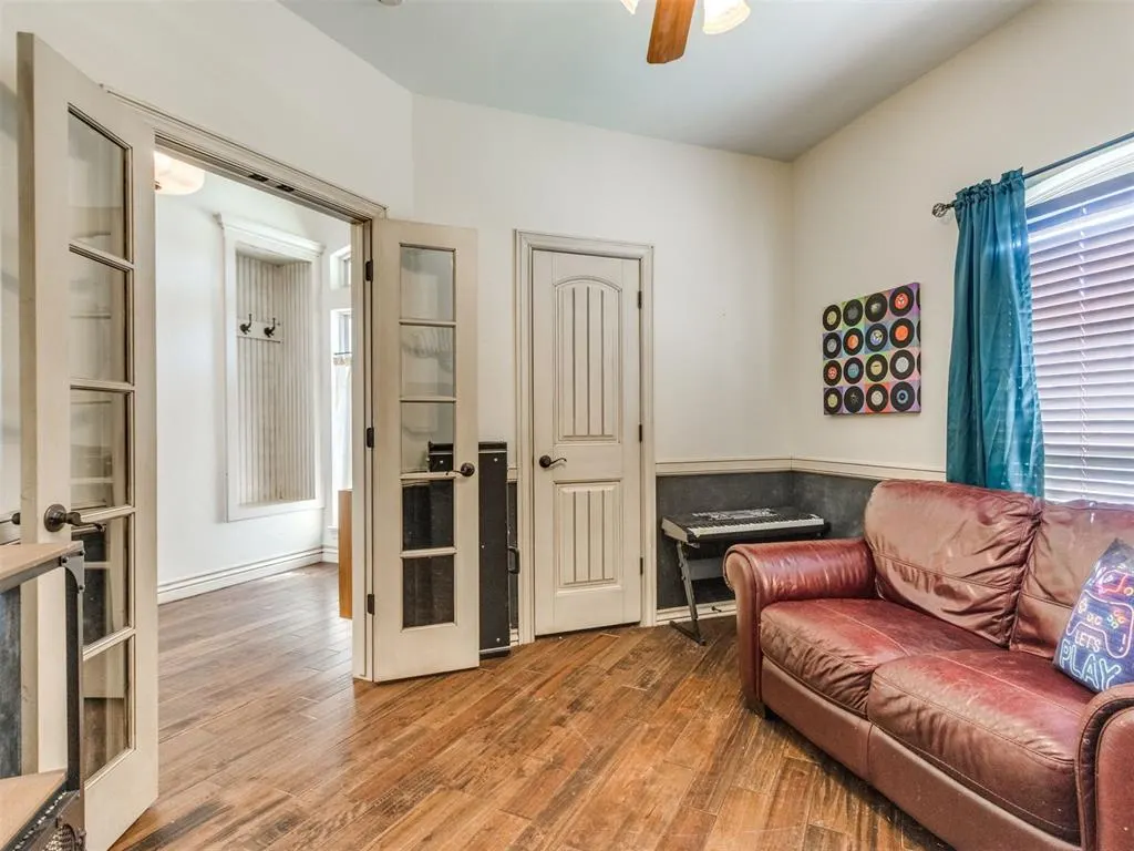 Photo 15 — 11301 Millbrook Lane, Oklahoma City, OK 73162
