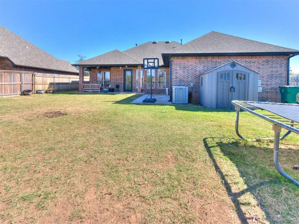 Photo 29 — 11301 Millbrook Lane, Oklahoma City, OK 73162