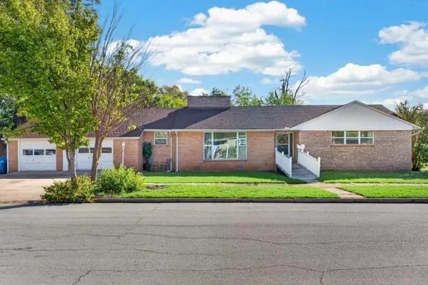 Front exterior — 601 N Temple Street, Cordell, OK 73632
