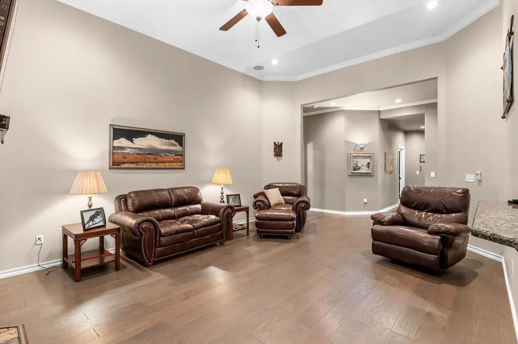 Photo 5 — 1242 Augusta Court, Shawnee, OK 74801