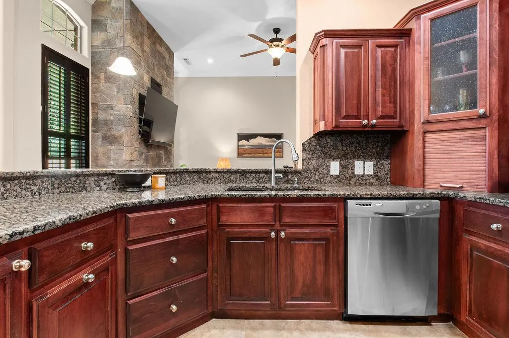 Photo 9 — 1242 Augusta Court, Shawnee, OK 74801