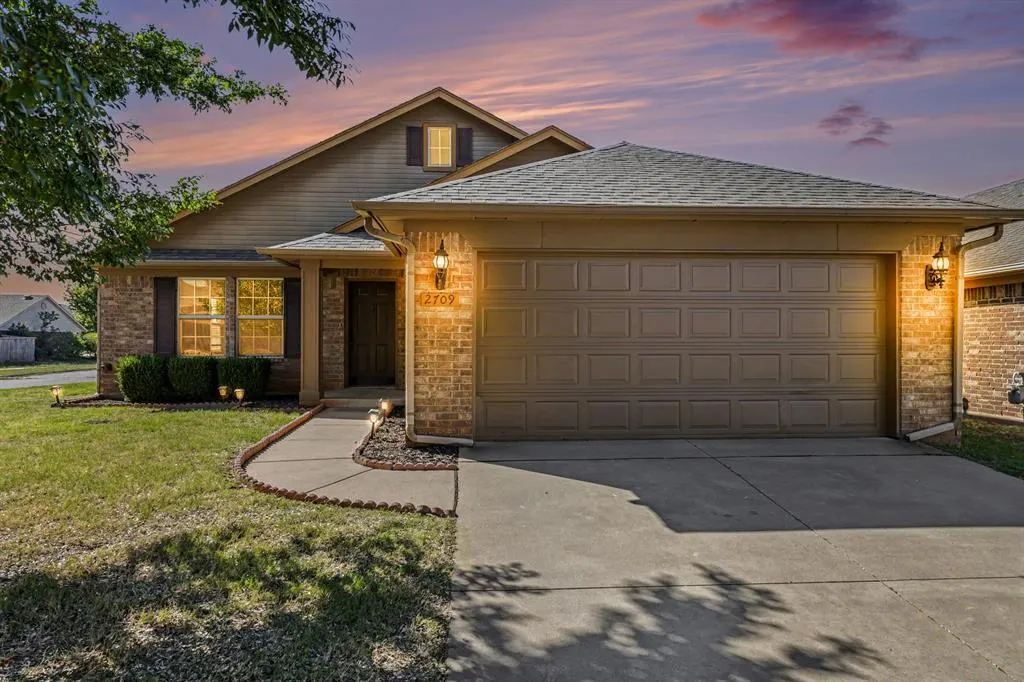 Front exterior — 2709 Fawn Lily Road, Oklahoma City, OK 73128
