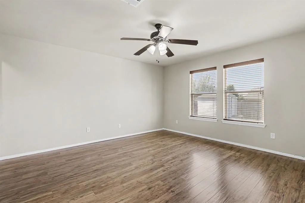 Photo 14 — 2709 Fawn Lily Road, Oklahoma City, OK 73128