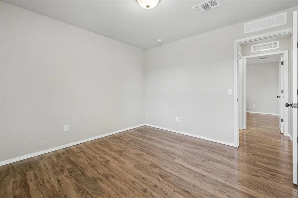 Photo 18 — 2709 Fawn Lily Road, Oklahoma City, OK 73128