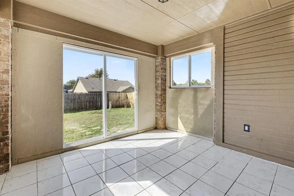 Photo 24 — 2709 Fawn Lily Road, Oklahoma City, OK 73128