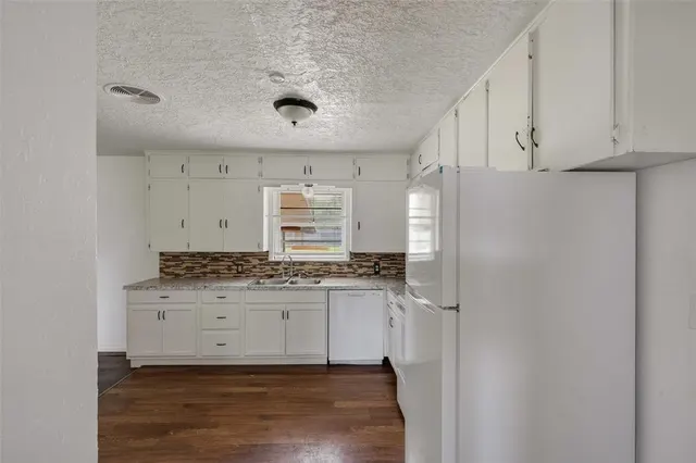 Photo 8 — 14 NW 35th Street, Lawton, OK 73505