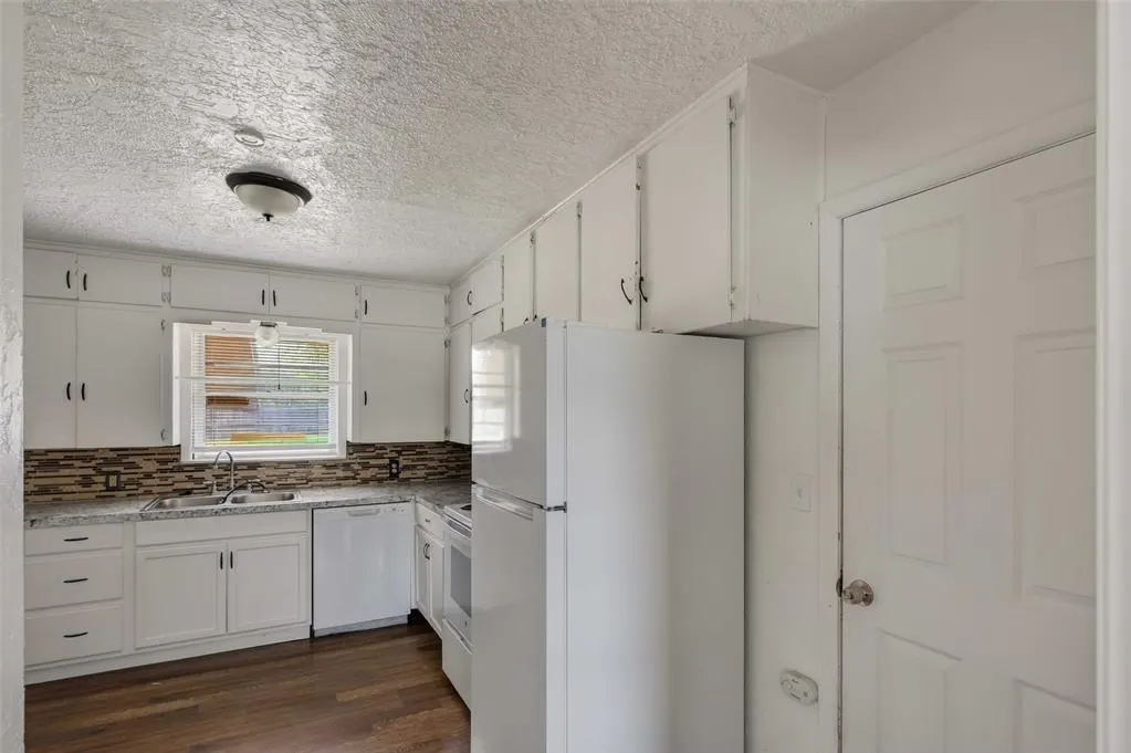 Photo 9 — 14 NW 35th Street, Lawton, OK 73505