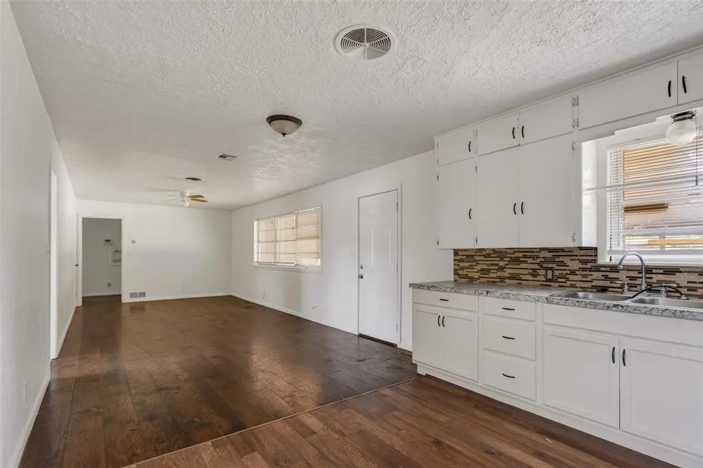 Photo 12 — 14 NW 35th Street, Lawton, OK 73505