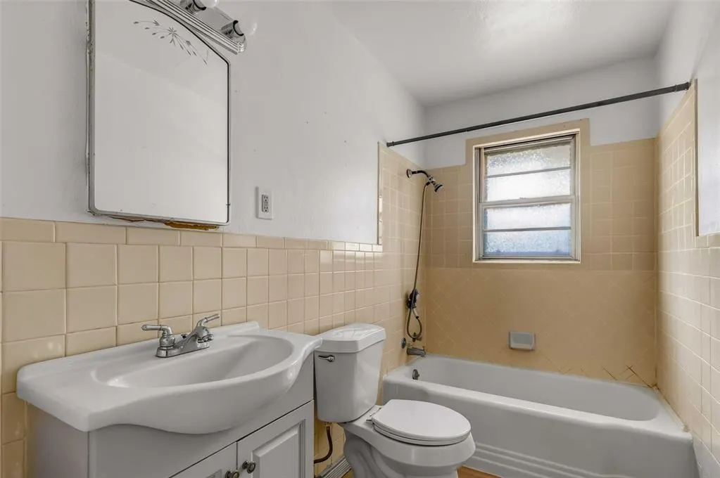 Photo 21 — 14 NW 35th Street, Lawton, OK 73505