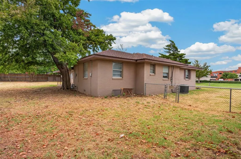 Photo 29 — 14 NW 35th Street, Lawton, OK 73505