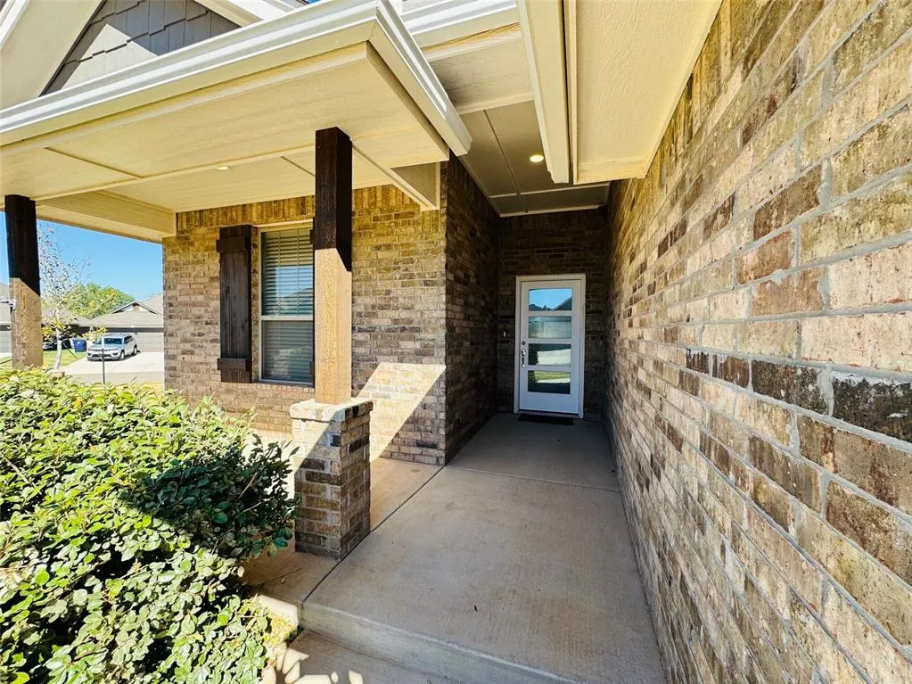 Photo 3 — 9129 NW 124th Street, Yukon, OK 73099
