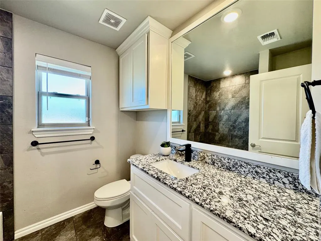 Photo 38 — 9129 NW 124th Street, Yukon, OK 73099