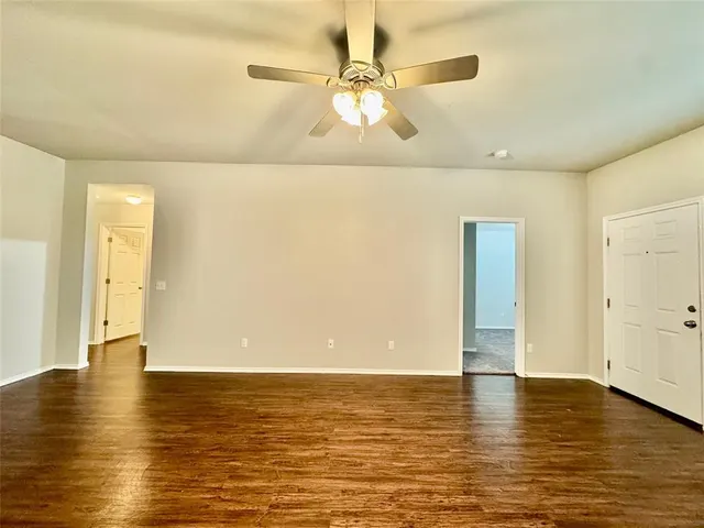 Photo 8 — 1007 N Donald Way, Mustang, OK 73064