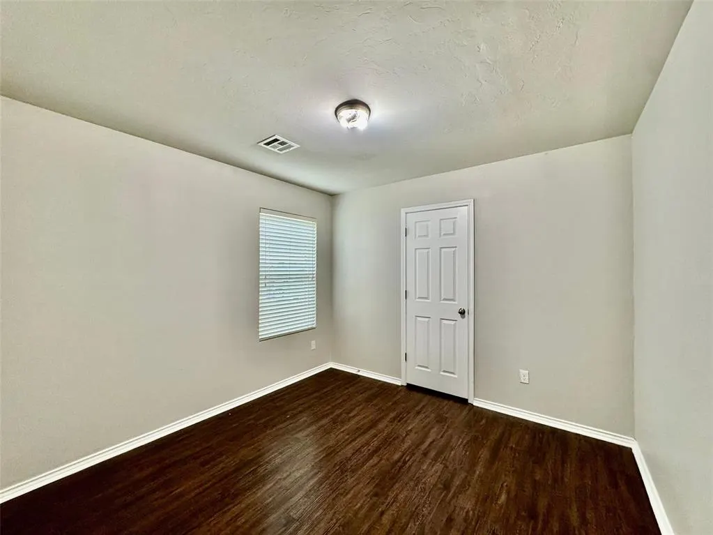 Photo 30 — 1007 N Donald Way, Mustang, OK 73064