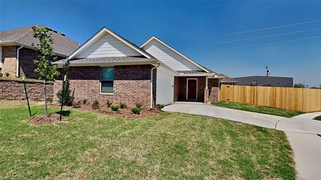 Front exterior — 3701 Lynne Avenue, Edmond, OK 73012